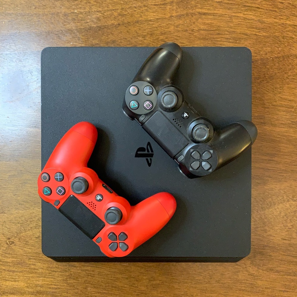 Pre-owned Sony PlayStation 4 in working condition